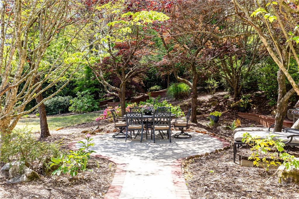 4579 Blakedale Circle, Roswell, Georgia image 33