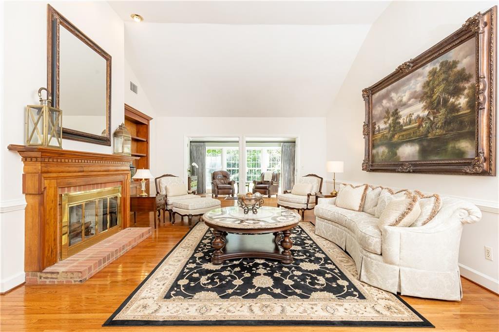 4579 Blakedale Circle, Roswell, Georgia image 13