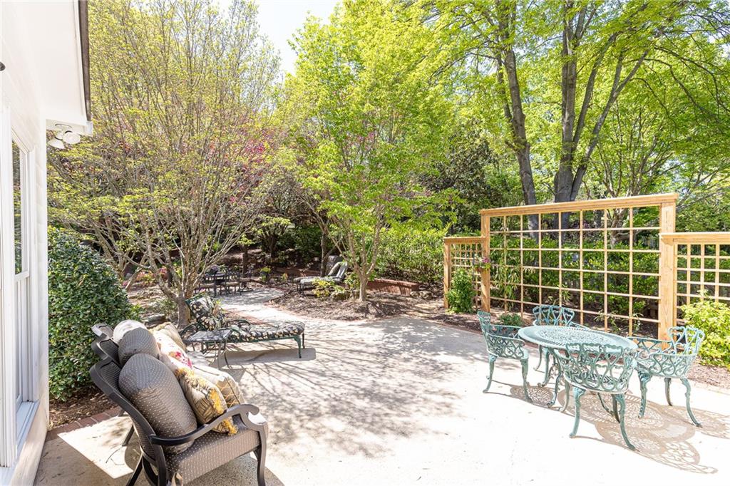 4579 Blakedale Circle, Roswell, Georgia image 30