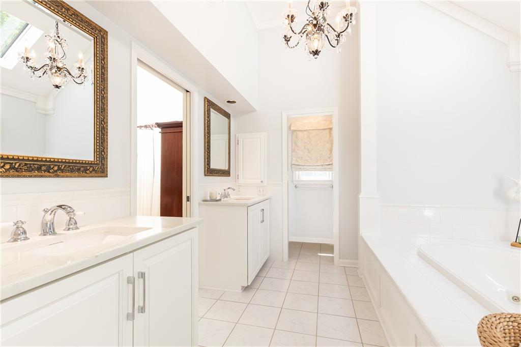 4579 Blakedale Circle, Roswell, Georgia image 27