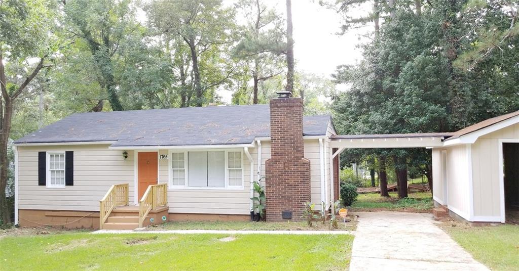 Excellent Investment or Owner-Occupant Opportunity in Decatur’s 30035 Community!
This charming 3-bedroom, 1-bath home sits on a spacious corner lot and includes a detached garage—perfect for storage, a workshop, or potential conversion into a tiny home/ADU.
Currently tenant-occupied at $1,400/month with market rent potential of $1,700+ per month, this property already generates steady cash flow with room for increased returns. It also presents an excellent opportunity for updates and long-term value growth.
Highlights:
-3 bedrooms / 1 bath, approx. 1,040 sq. ft.
-Generous corner lot with yard potential
-Detached garage with conversion possibilities
-Off-street parking
Reliable rental income with upside potential
Conveniently located near schools, shopping, and major commuter routes, this home is ideal for investors seeking consistent rental income or buyers looking for a property with land, flexibility, and future potential.