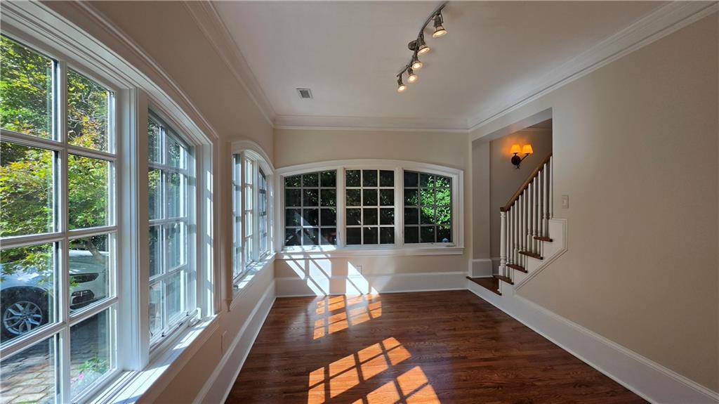223 Brighton Road NE