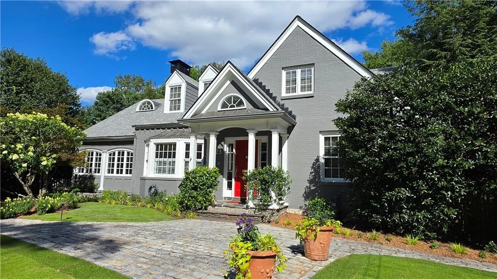 223 Brighton Road NE
