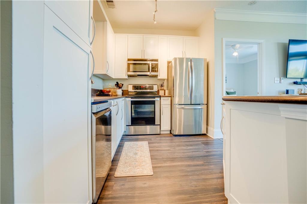 400 17th Street NW 2407