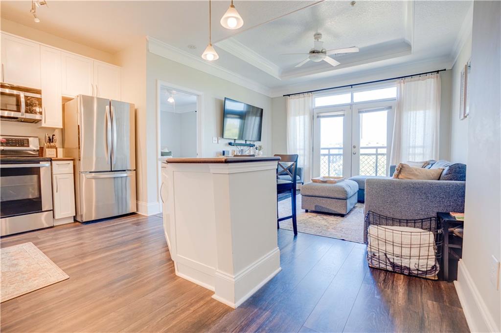 400 17th Street NW 2407