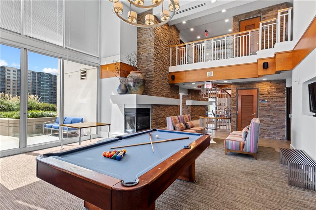 860 Peachtree Street NE 703