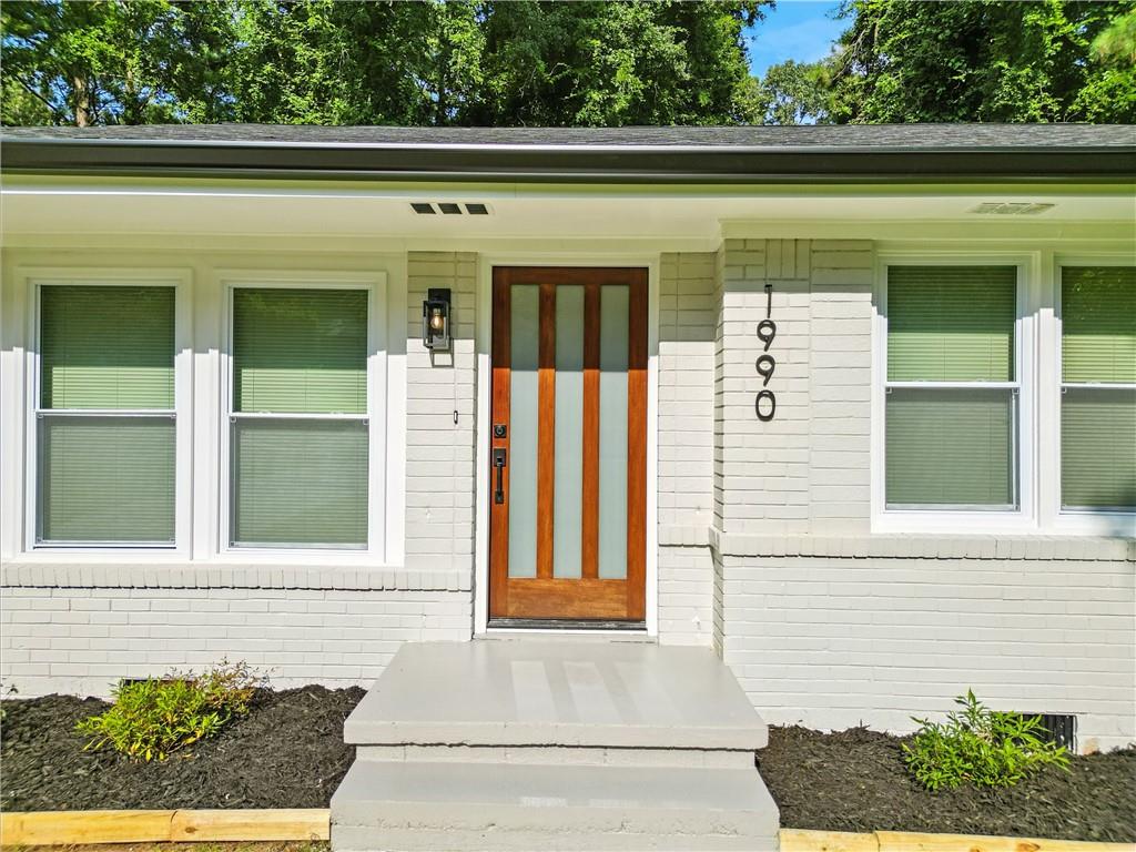 1990 Shamrock Drive