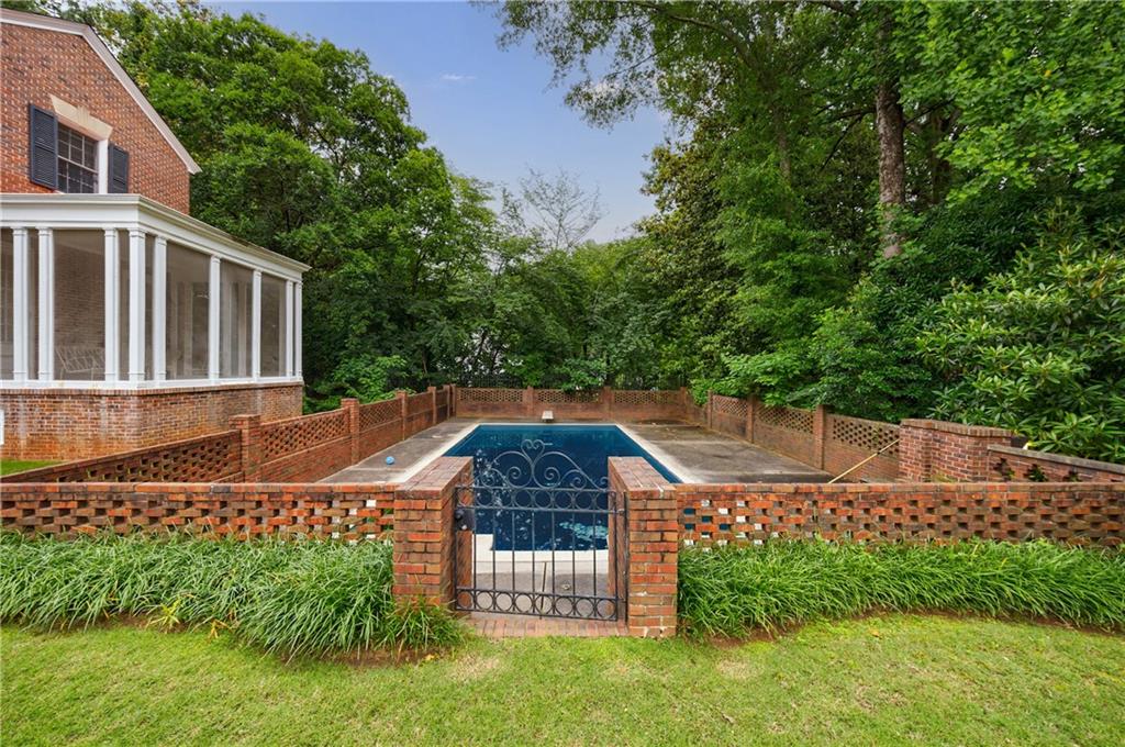 280 Blackland Road, Atlanta, Georgia image 7