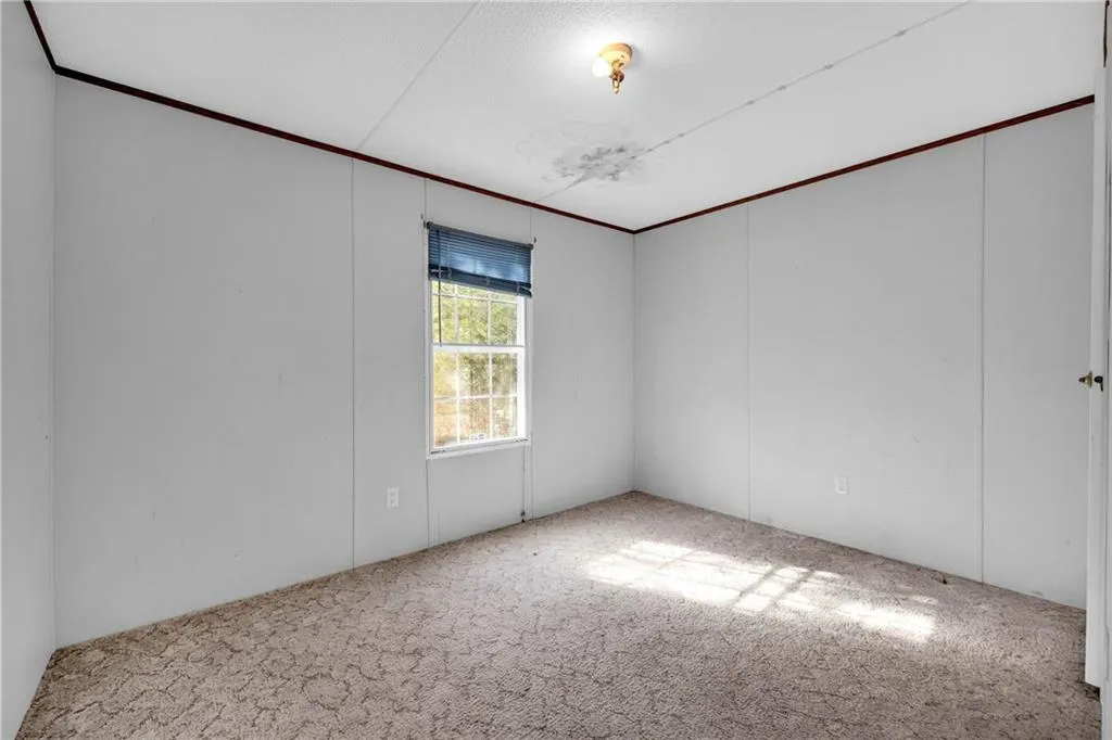 Lavonia, Georgia 30553, United States, 3 Bedrooms Bedrooms, ,2 BathroomsBathrooms,Residential,Active,34475