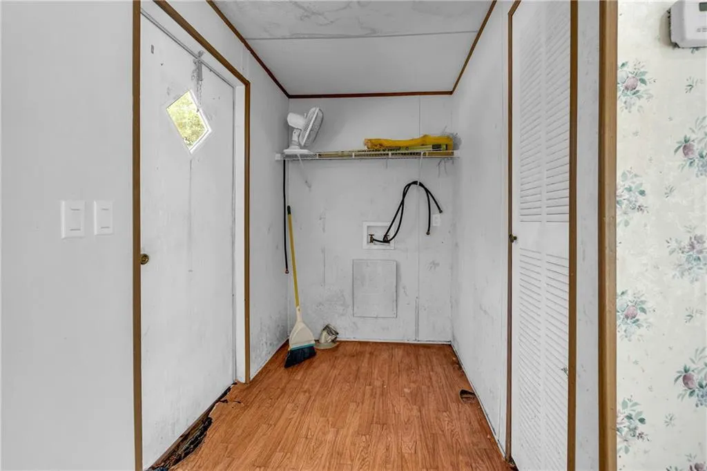 Lavonia, Georgia 30553, United States, 3 Bedrooms Bedrooms, ,2 BathroomsBathrooms,Residential,Active,34475