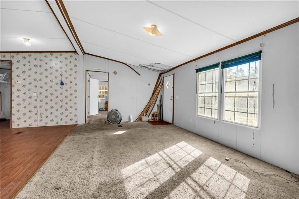 Lavonia, Georgia 30553, United States, 3 Bedrooms Bedrooms, ,2 BathroomsBathrooms,Residential,Active,34475