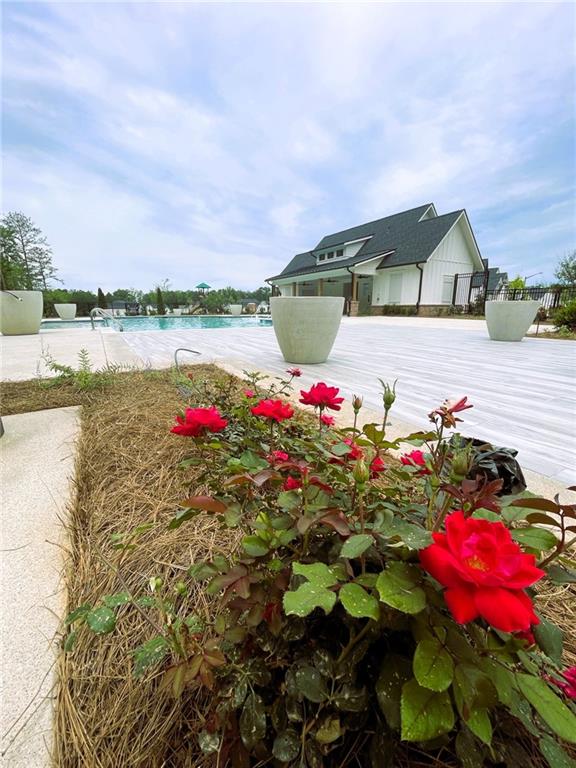 FREESTONE STATION - Residential