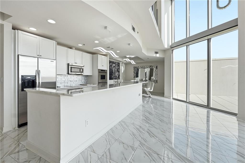 2795 Peachtree Road NE 2604