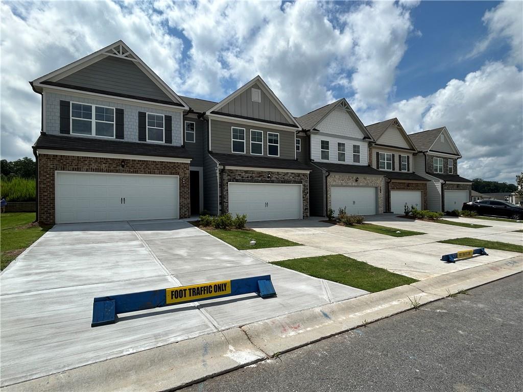 3841 Billabong Trail