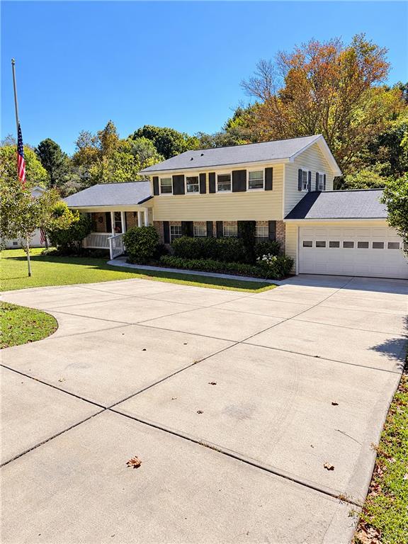 3228 Foxwood Trail SE