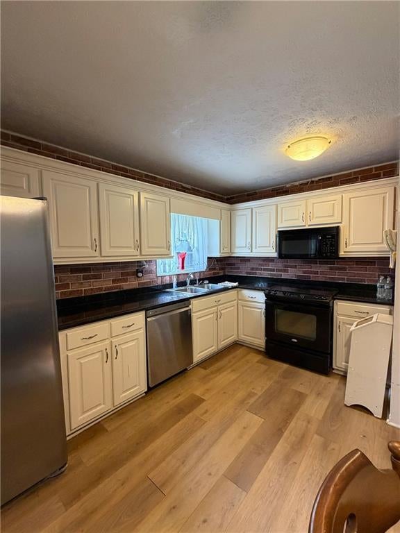 3228 Foxwood Trail SE