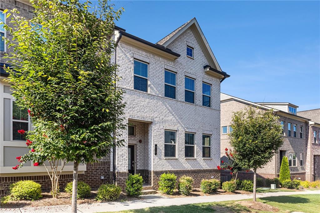 315 Commons Avenue