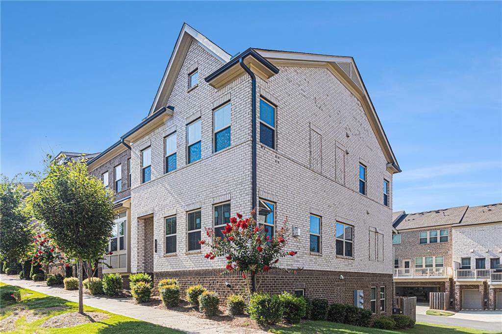 315 Commons Avenue