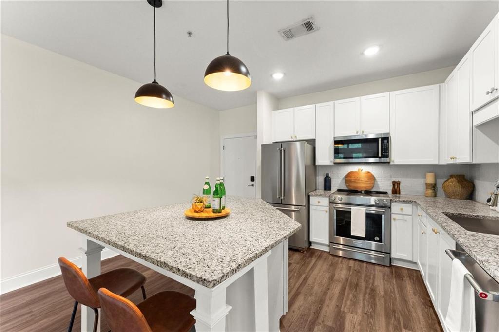 840 United Avenue SE 106