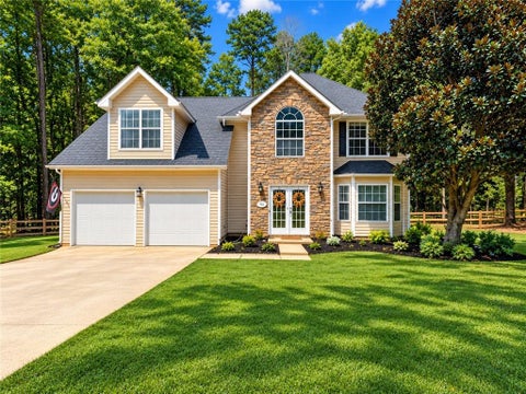 Homes For Sale - 60 Aberdeen Court<br/> Jefferson, GA 30549