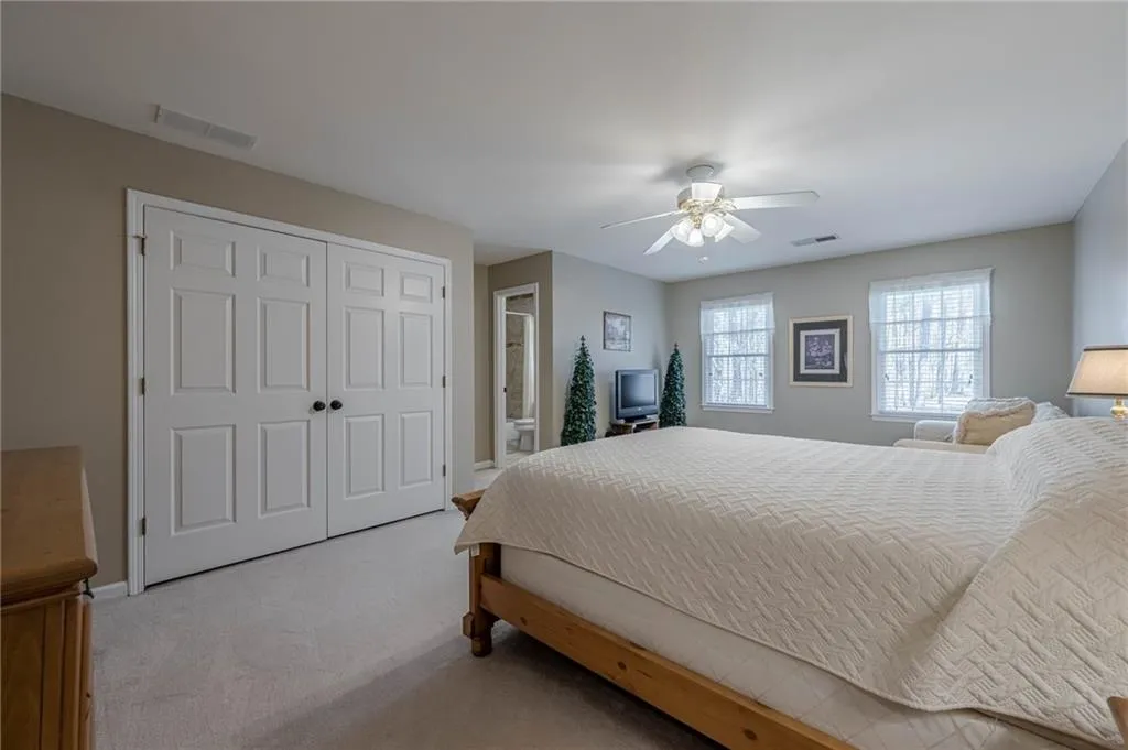 Cumming, Georgia 30028, United States, 5 Bedrooms Bedrooms, ,4 BathroomsBathrooms,Residential,Active,87972