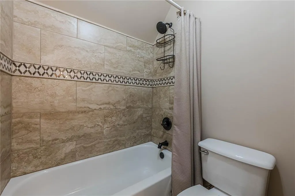 Cumming, Georgia 30028, United States, 5 Bedrooms Bedrooms, ,4 BathroomsBathrooms,Residential,Active,87972