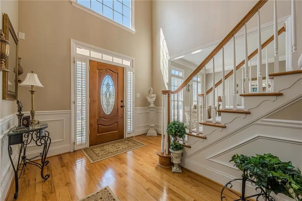 Cumming, Georgia 30028, United States, 5 Bedrooms Bedrooms, ,4 BathroomsBathrooms,Residential,Active,87972