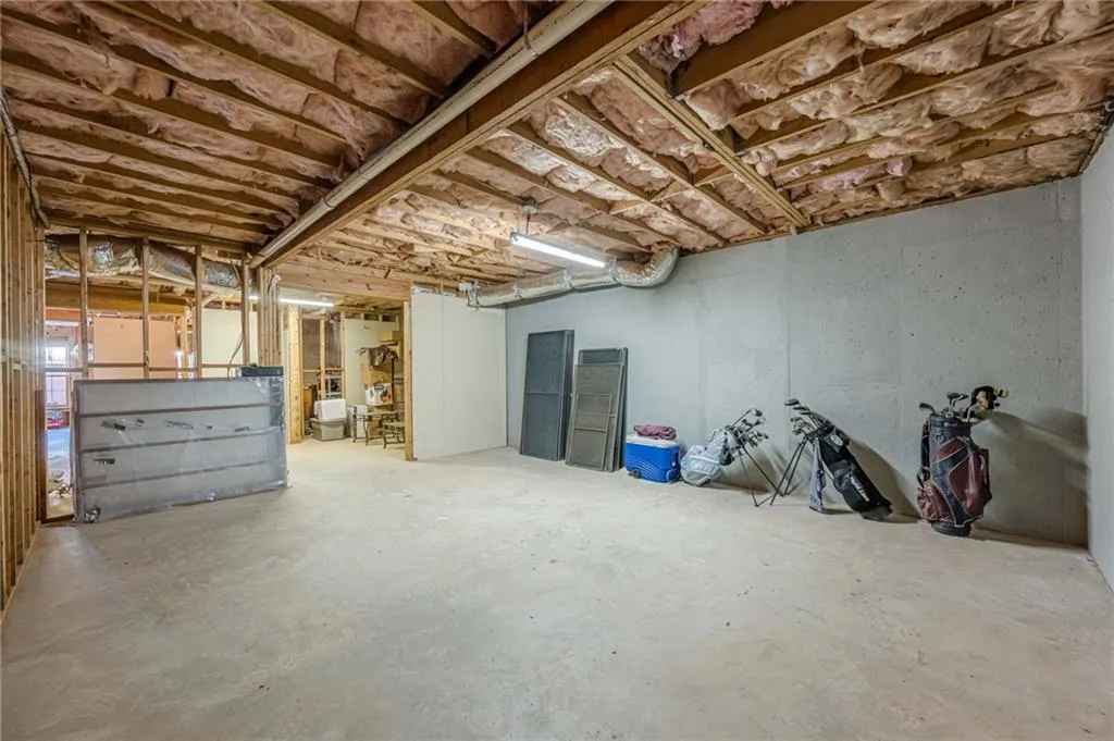 Cumming, Georgia 30028, United States, 5 Bedrooms Bedrooms, ,4 BathroomsBathrooms,Residential,Active,87972