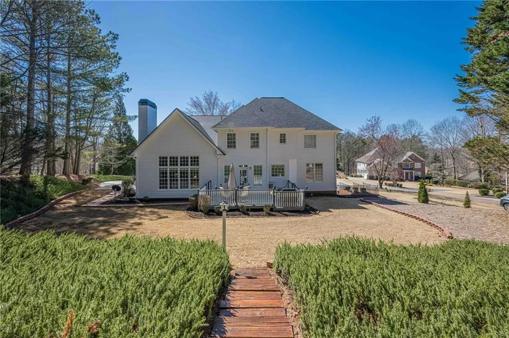 Cumming, Georgia 30028, United States, 5 Bedrooms Bedrooms, ,4 BathroomsBathrooms,Residential,Active,87972