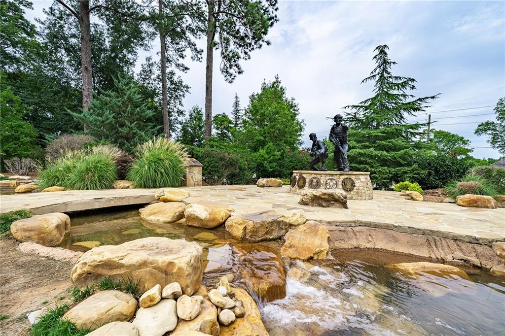 ALCOVY PLACE - Residential