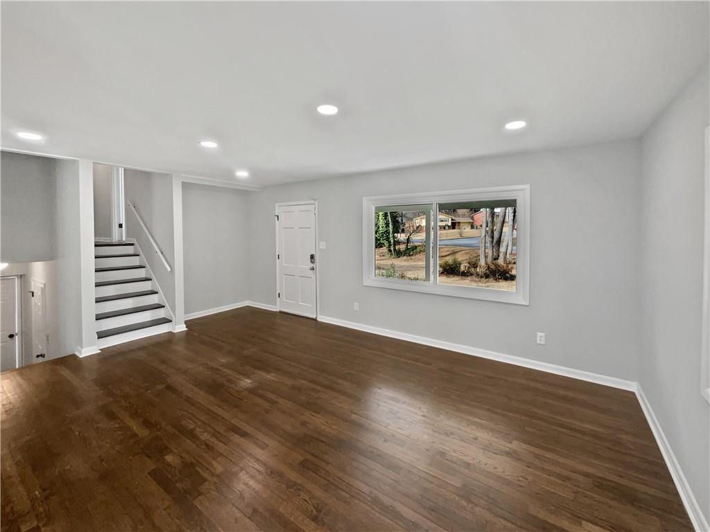 332 Hickory Acres Drive, Smyrna, Georgia image 3