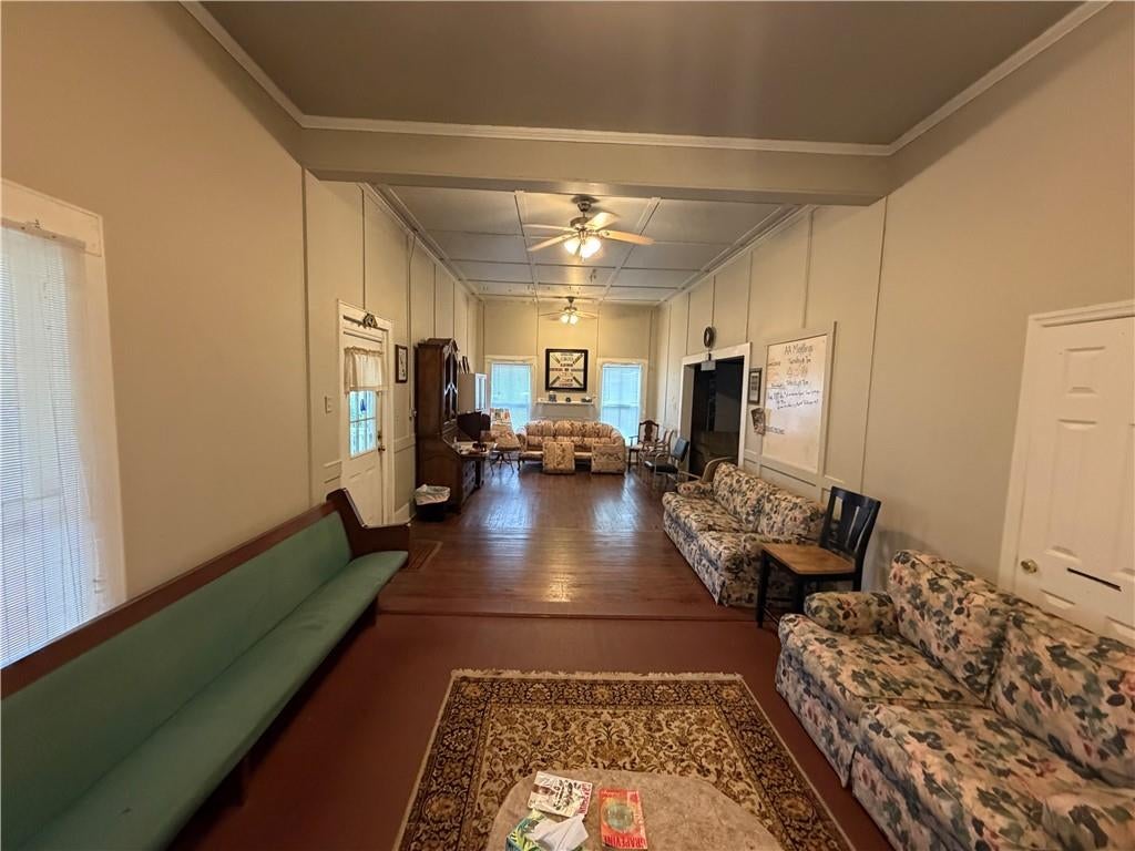 300 E Elm Street