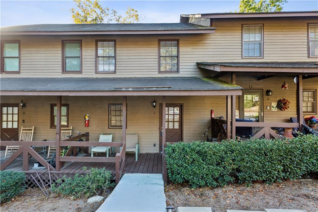 11 Mountain View Court