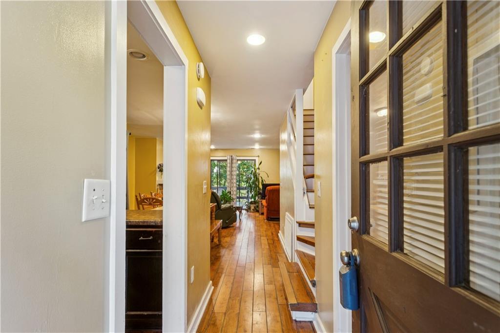 11 Mountain View Court