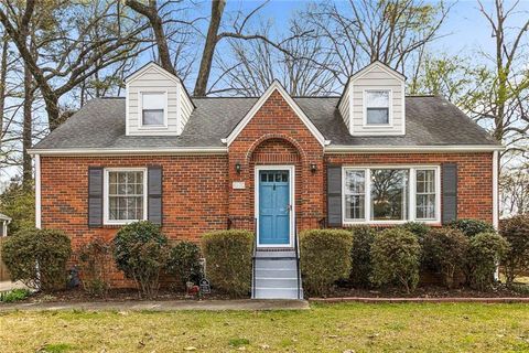Photo of 1170 Walker Drive, Decatur, GA 30030 (MLS # 7739974)