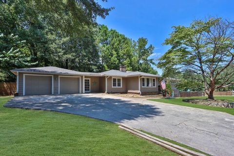 A home in Lilburn