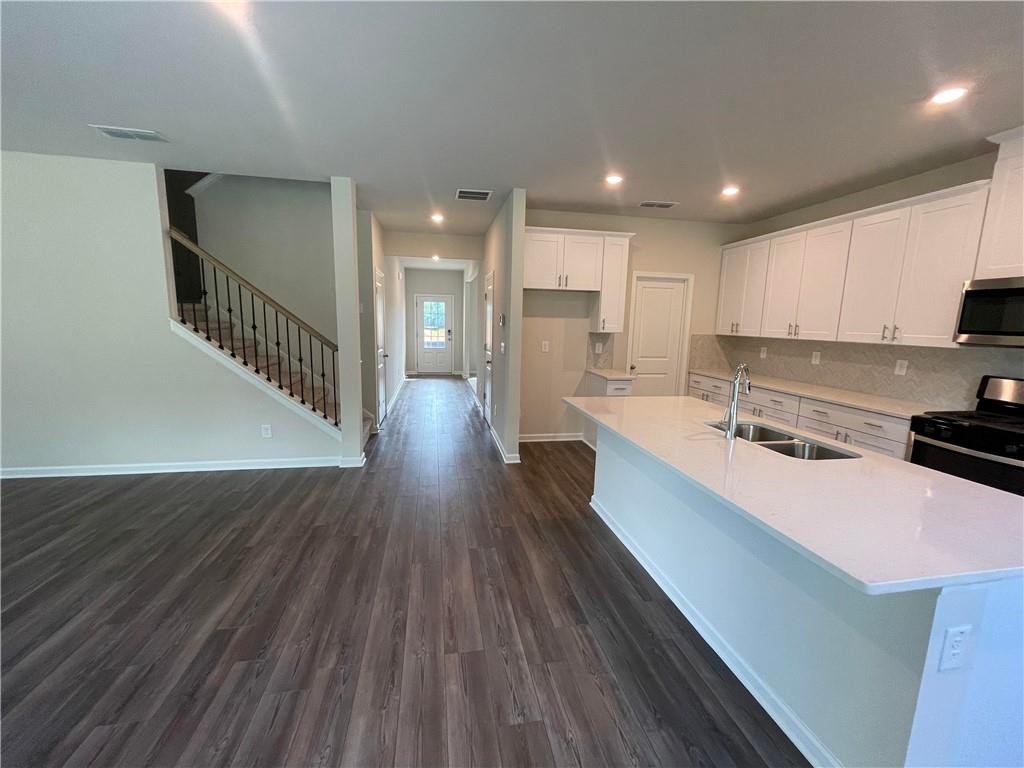 5852 Hackberry Lane