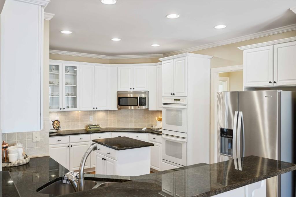 4125 Bridle Ridge Drive, Suwanee, Georgia image 10