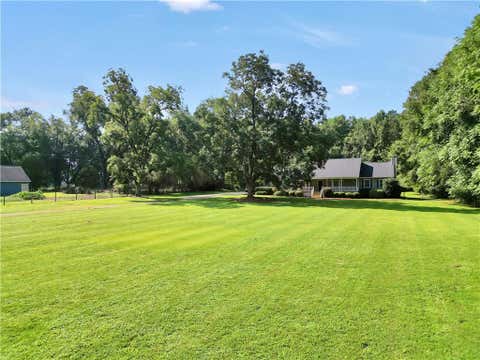 Homes For Sale - 162 Roseberry Drive<br/> Henry County, Stockbridge, GA 30281