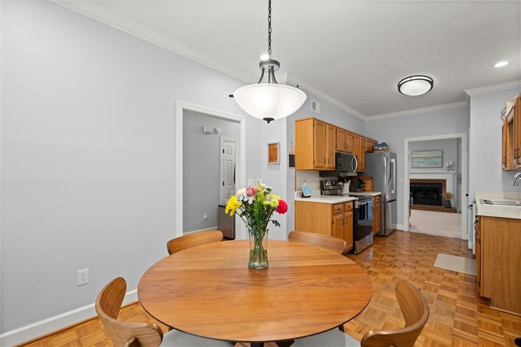 145 Weatherburne Drive