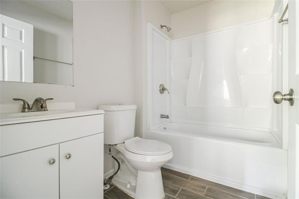 Horseshoe Bend - Residential