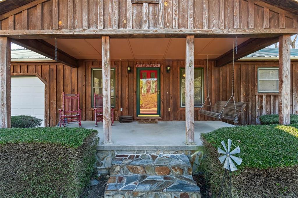 220 Circle Valley Drive, Calhoun, Georgia image 2