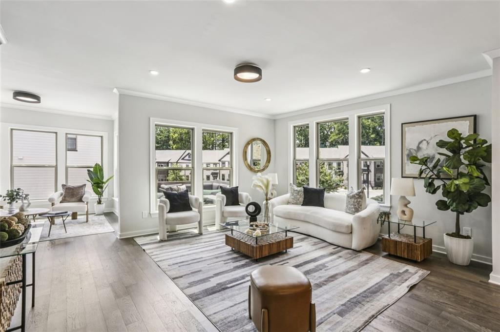 2090 Emmet Park Lane 425