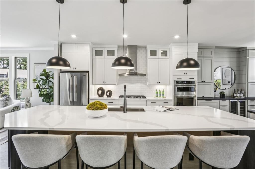 2090 Emmet Park Lane 425