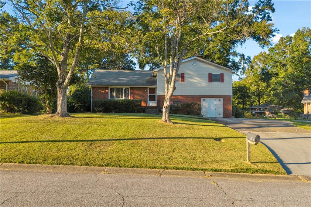 840 Sherwood Drive
