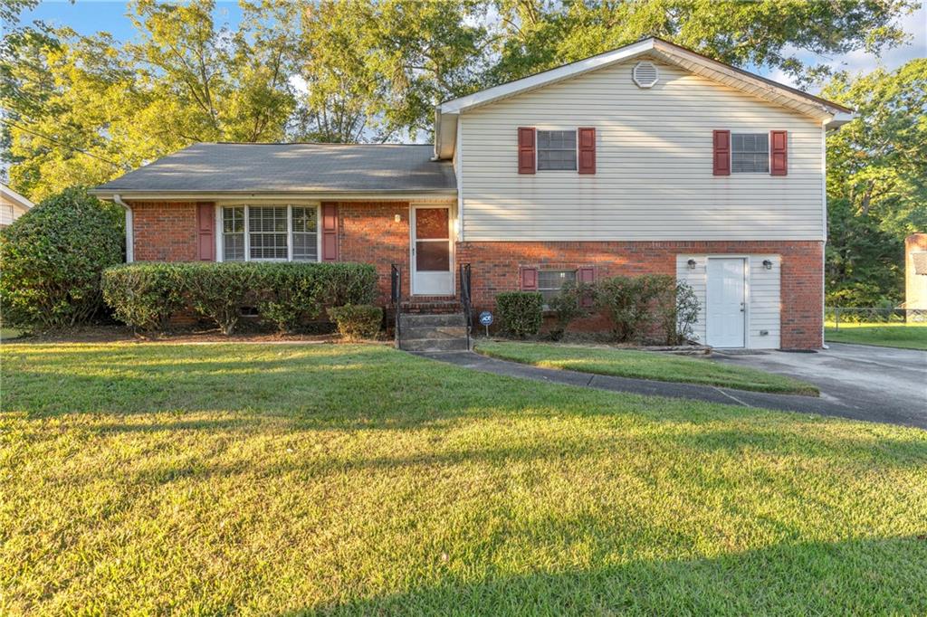 840 Sherwood Drive