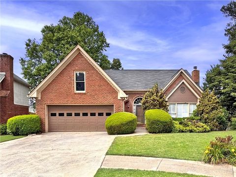 Photo of 450 Renee Circle, Roswell, GA 30075 (MLS # 7766765)