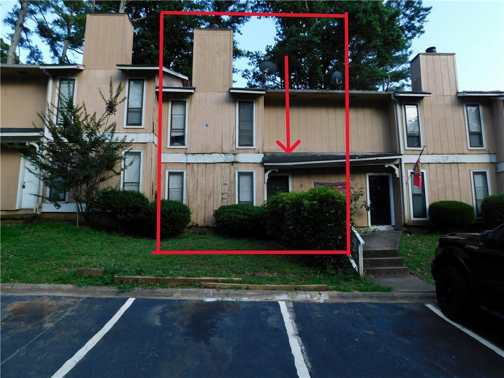GREAT OPPORTUNITY TO OWN THIS 3 BEDROOM- 2.5 BATH CONDOMINIUM. FAST ACCESS TO I-85 AND DOWNTOWN ATLANTA. CLOSE TO SHOPPING AND GWINNETT COUNTY PARK. THIS IS AN INVESTMENT PROPERTY.