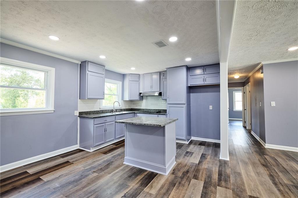 5251 Joan Of Arc Place, Atlanta, Georgia image 6