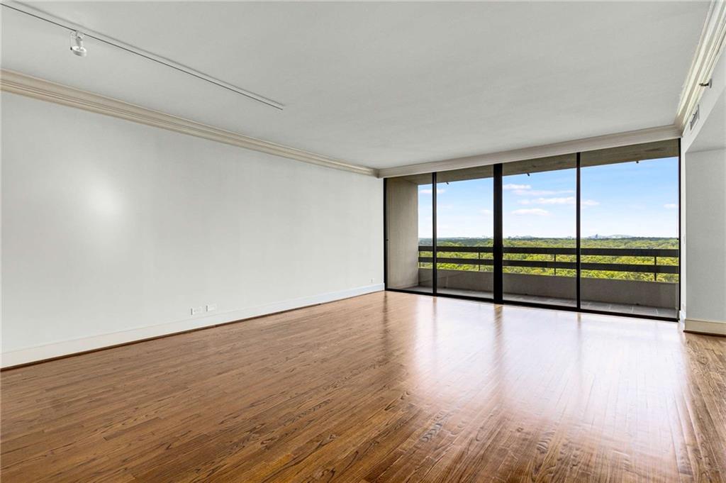 2660 Peachtree Road NW 20D